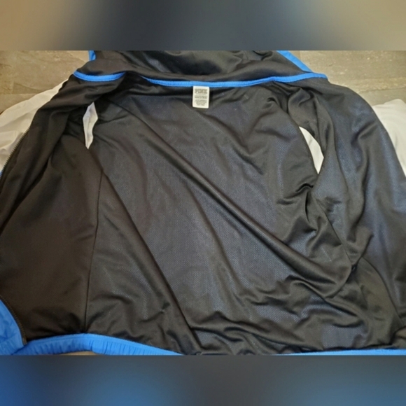 PINK Victoria's Secret Lightweight Jacket. Blue, White, Black. Oversized XS-S. - Picture 6 of 11